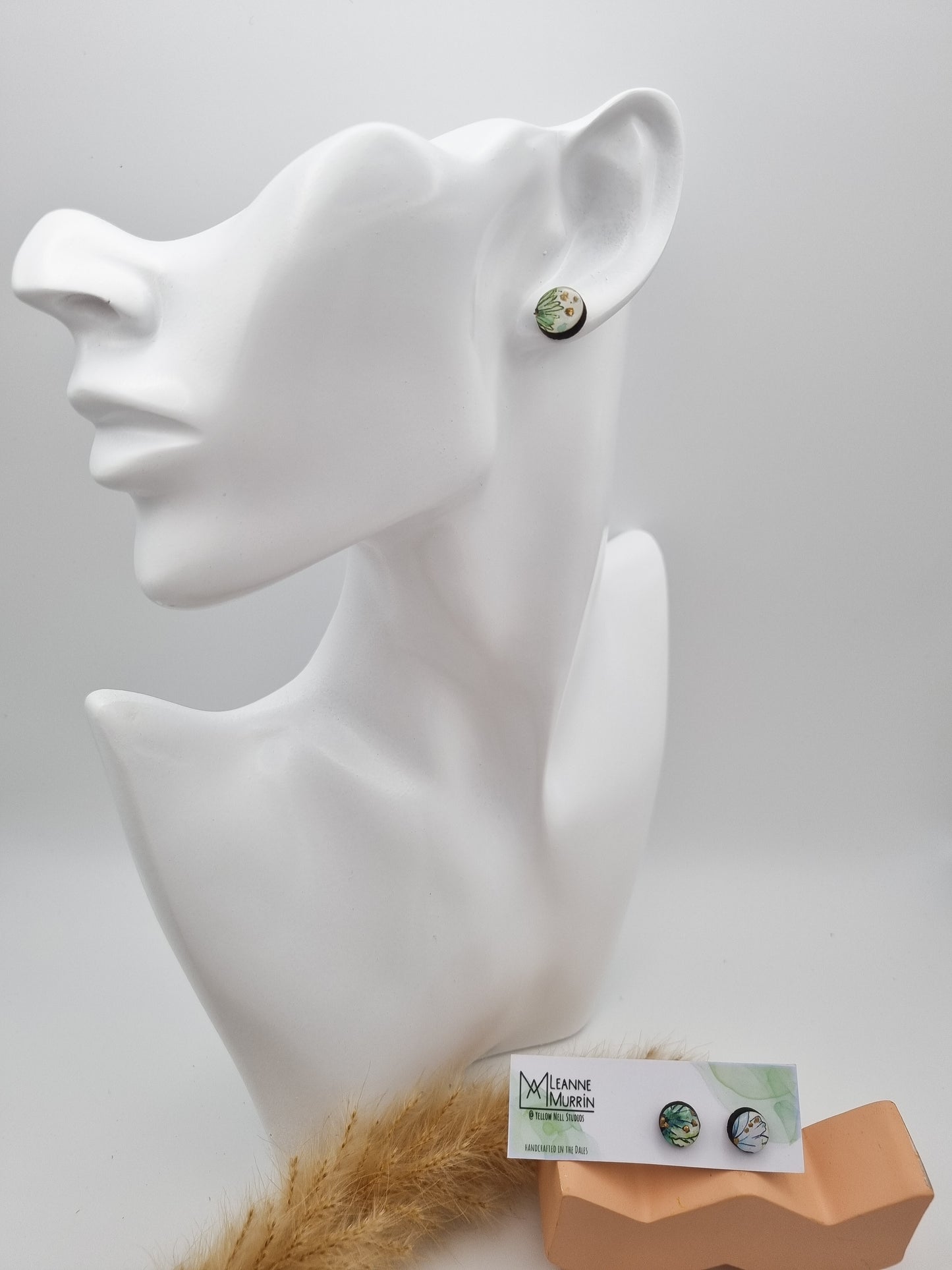 Floral Rural Garden Earrings - Green Blue Circle 10mm